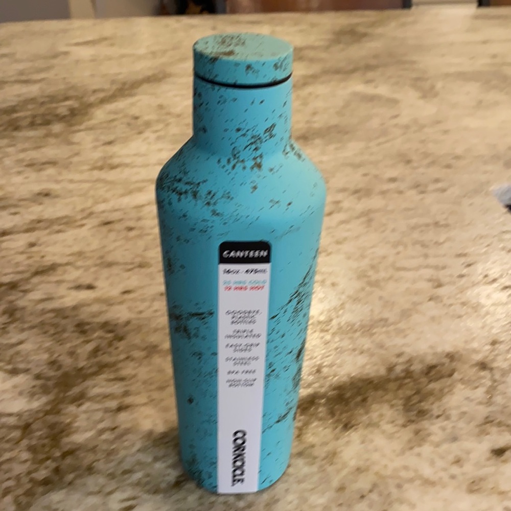 Corkcicle 16oz hot or cold bottle NWT